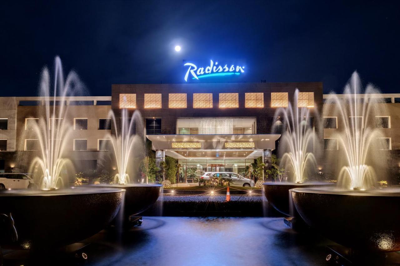 Radisson Resort & Spa Kandla Гандхідхам Екстер'єр фото