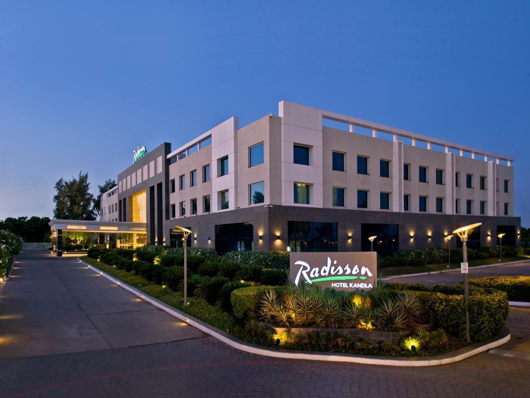 Radisson Resort & Spa Kandla Гандхідхам Екстер'єр фото
